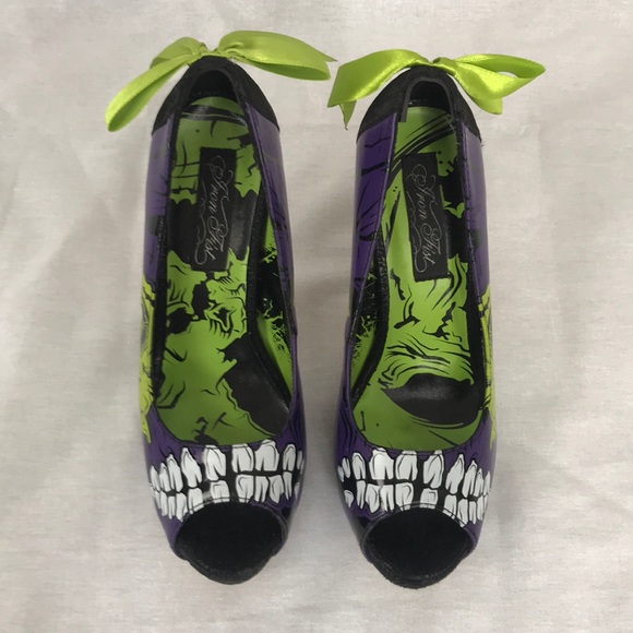 Iron Fist Zombie Stompers 🧟♀️ - Picture 3 of 8